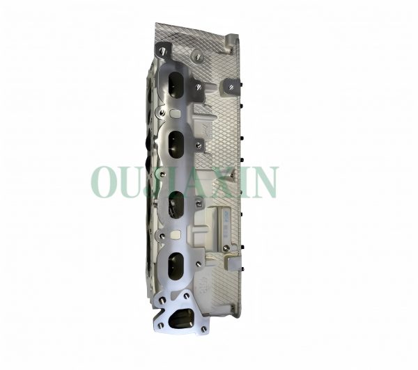 Mitsubishi 4G18 Cylinder head assembly